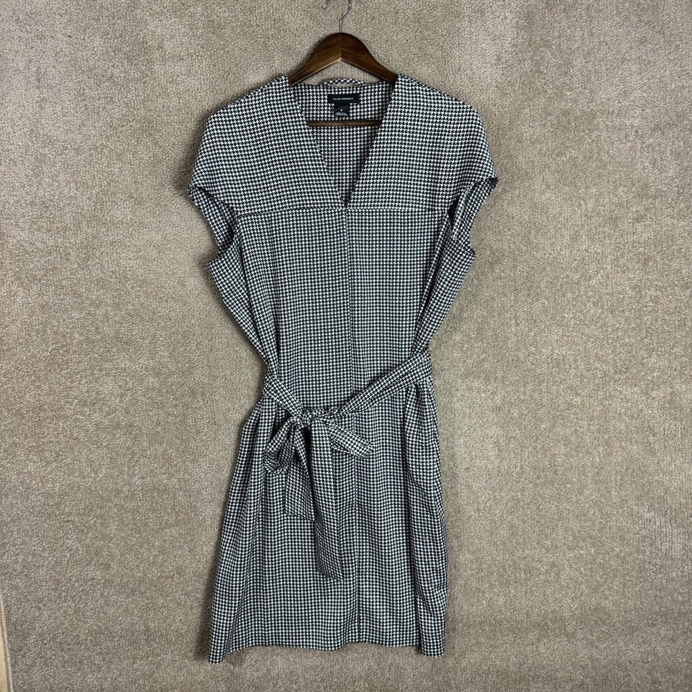 Club‎ Monaco Dress Womens 4 Black White Houndstooth Belted Work Career V Neck - Picture 2 of 12